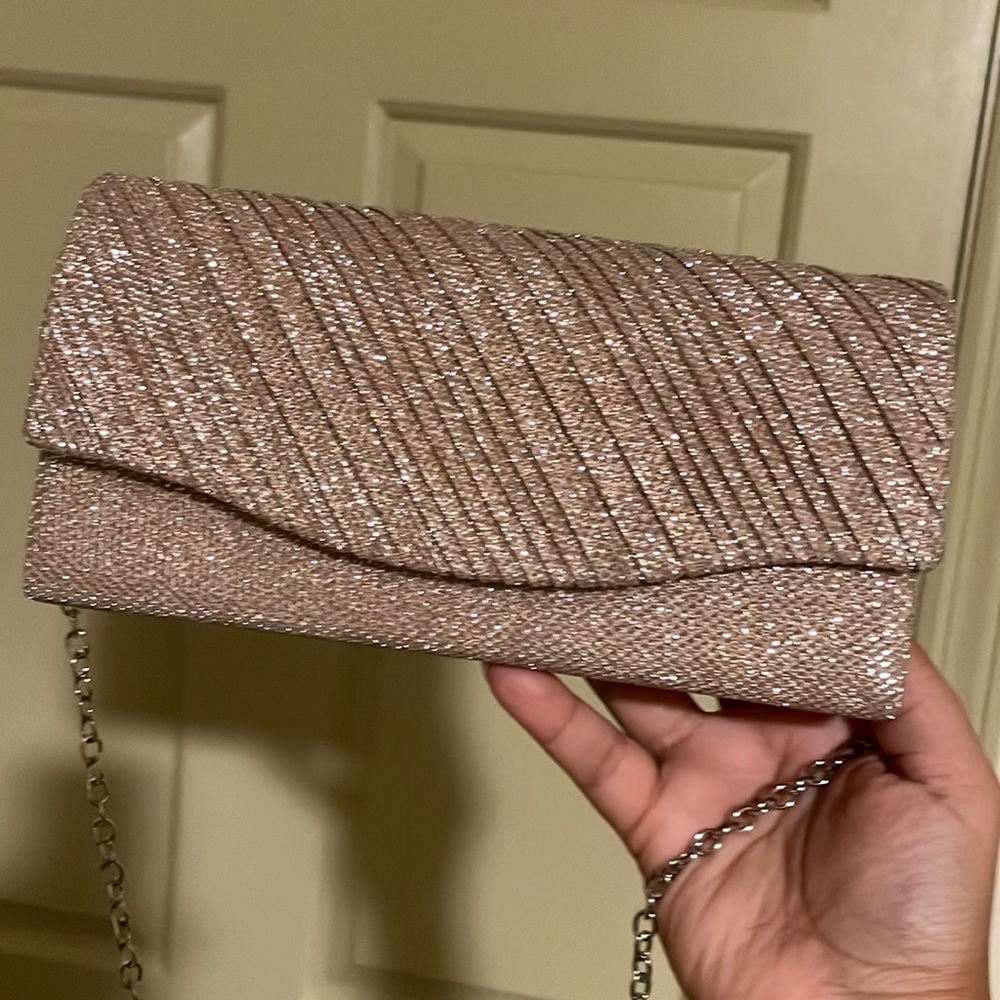 Blush pink sparkling clutch